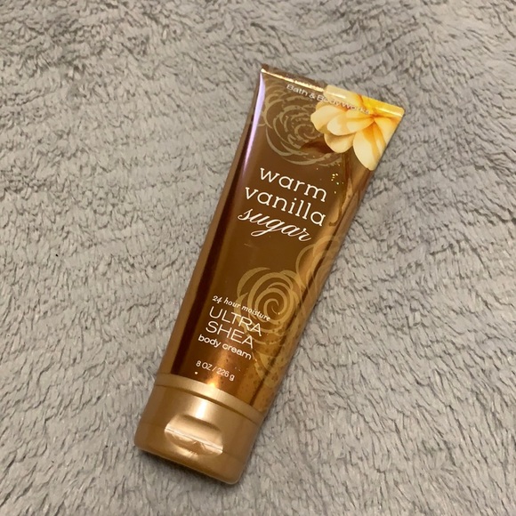 Bath & Body Works Other - BATH & BODY WORKS | Warm Vanilla Sugar Body Cream